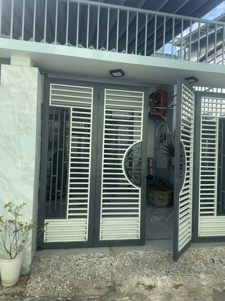 Nhà Kiệt Ô Tô Đoàn Phú Tứ, Liên Chiểu 120m² Full Nội Thất - 8 Triệu