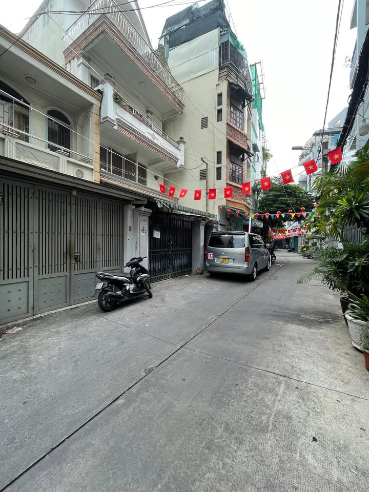 Nhà Hẻm Xe Tải Q10 - 90m² Sổ Hồng Riêng - Giá Dưới 18 Tỷ