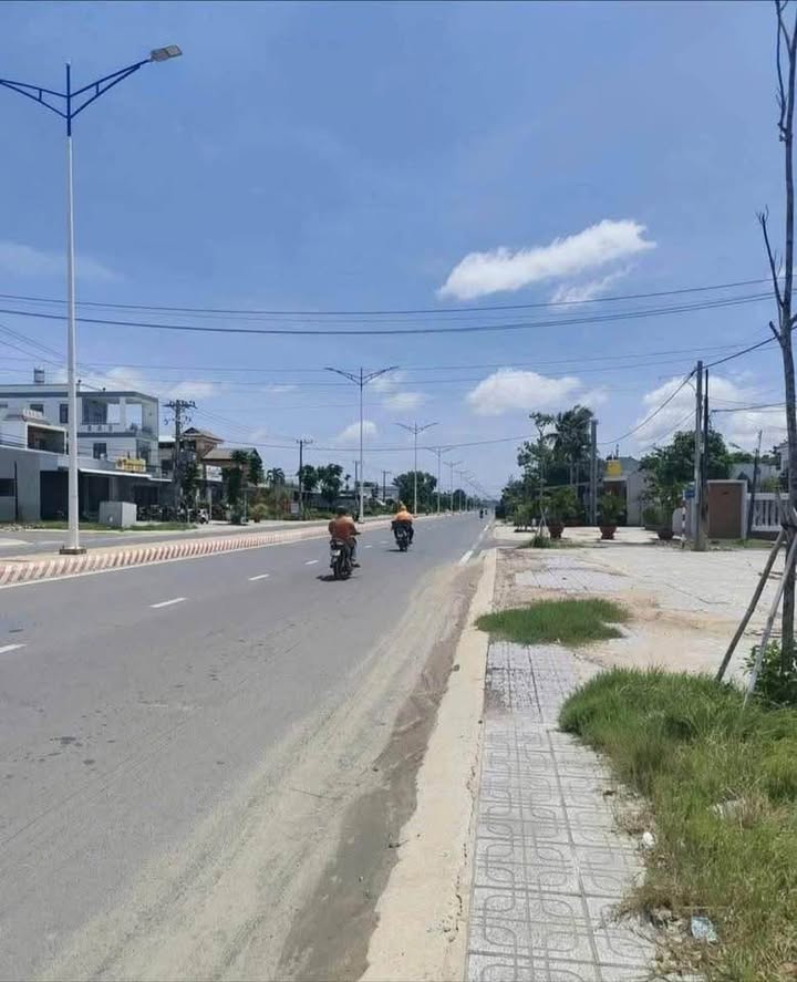 Đất Mặt Tiền Trần Phú, Tây Ninh - 144m² Kinh Doanh/Ở, Giá Tốt