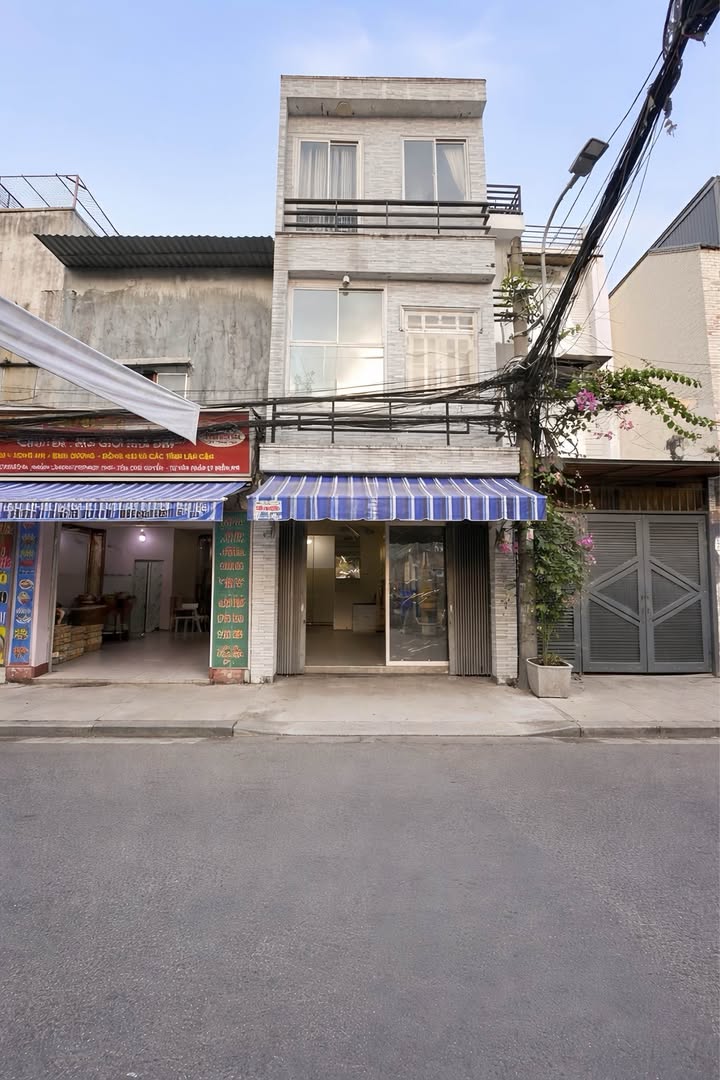 Nhà Mặt Tiền Kinh Doanh Chợ Bình Triệu, Thủ Đức - 54m², 3 Tầng, 3.35 Tỷ
