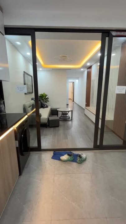 Nhà Phường Đồng Nhân, Hai Bà Trưng 75m² - Sổ Đỏ Sẵn Sàng