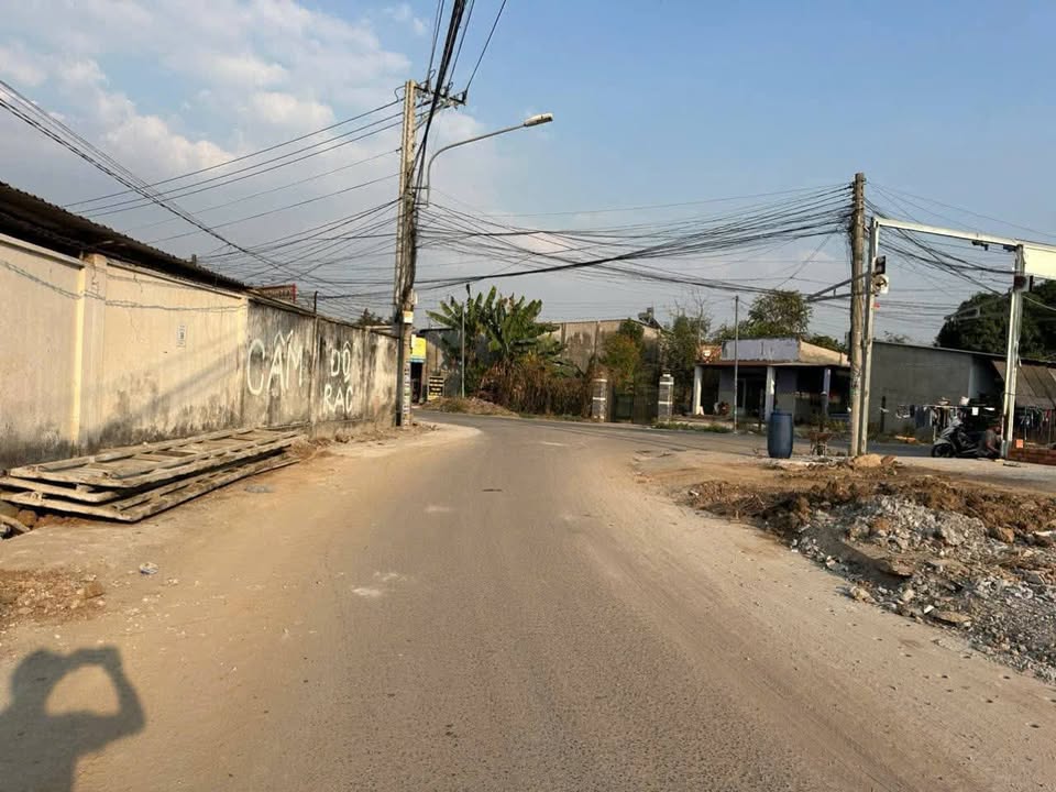 Đất 300m² Phường An Tây, Bến Cát - Sổ Hồng Thổ Cư, Giá 1.65 Tỷ