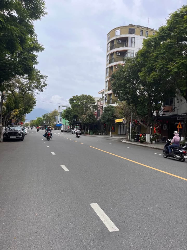 Nhà riêng Sơn Trà 70m² 6 tỷ - Ô tô vào tận nhà