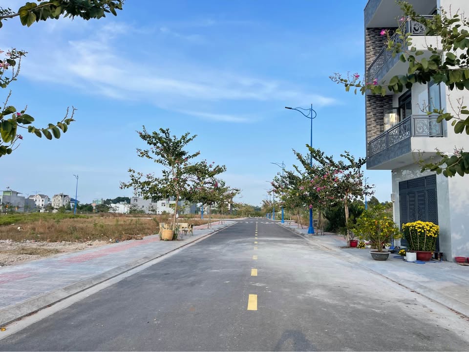 Đất nền TĐC Hoà Long, Bà Rịa 90m² - Sổ đỏ chính chủ!