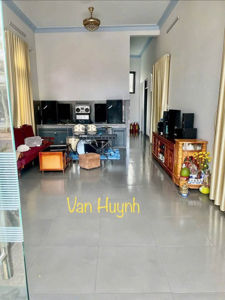 Cho thuê nhà mặt tiền đường 1/5, Bảo Lộc - 81m², 2PN, Kinh doanh tốt