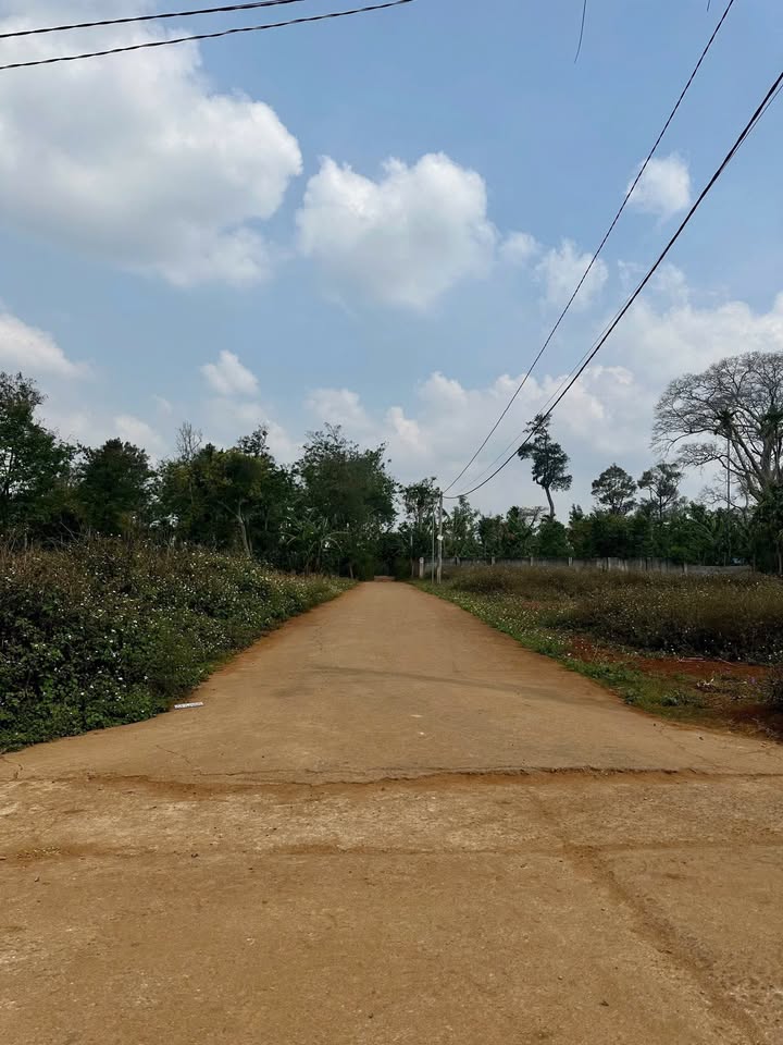 Đất nền Ea Tu Buôn Ma Thuột 100m² - Sổ đỏ sẵn sàng giao dịch!