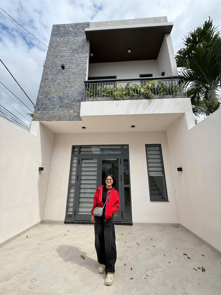 Nhà hẻm 40 Dương Văn Nga BMT 90m² 4.79 tỷ Full nội thất