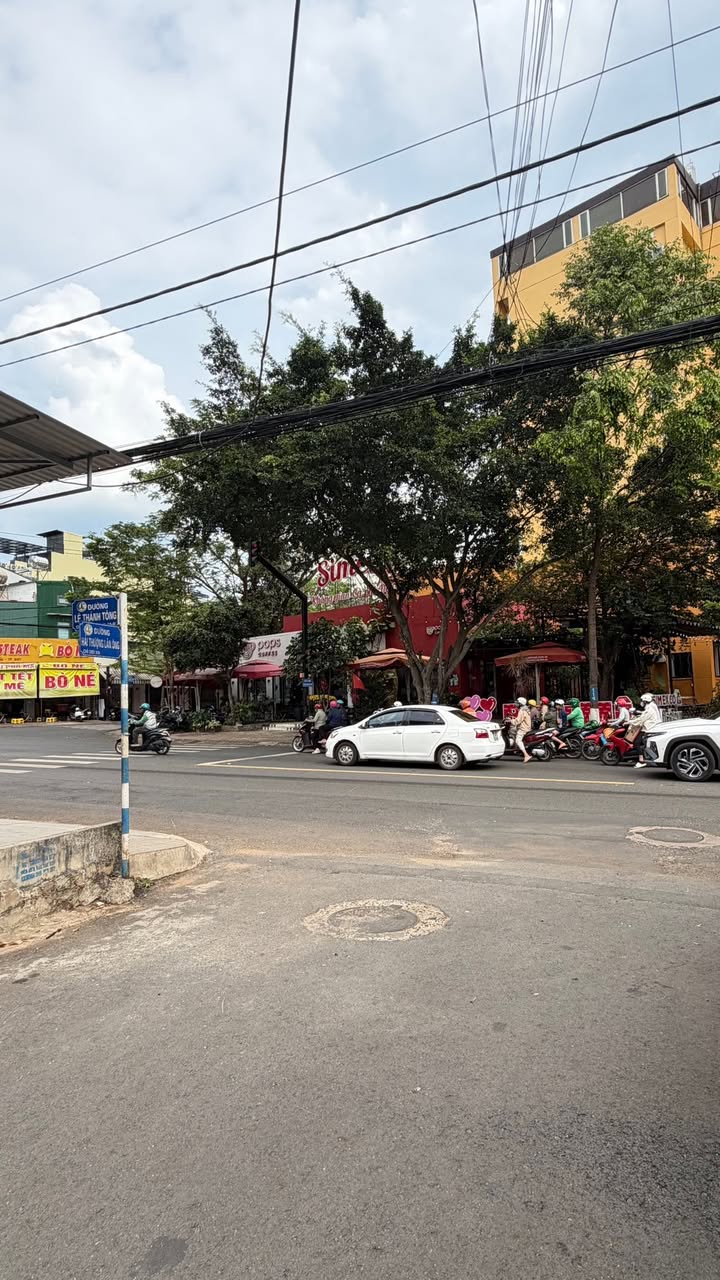 Nhà Mặt Tiền Hải Thượng Lãng Ông 45.6m² - 3 Lầu, Sát Bàn Cờ, Giá 4.8 Tỷ