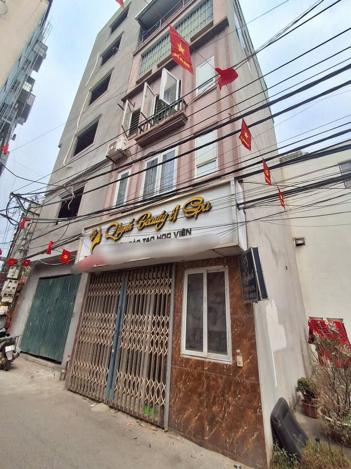 Nhà nguyên căn 35m² 4 tầng, 3 ngủ, ô tô đỗ cửa - Gleximco Lê Trọng Tấn, Hà Đông