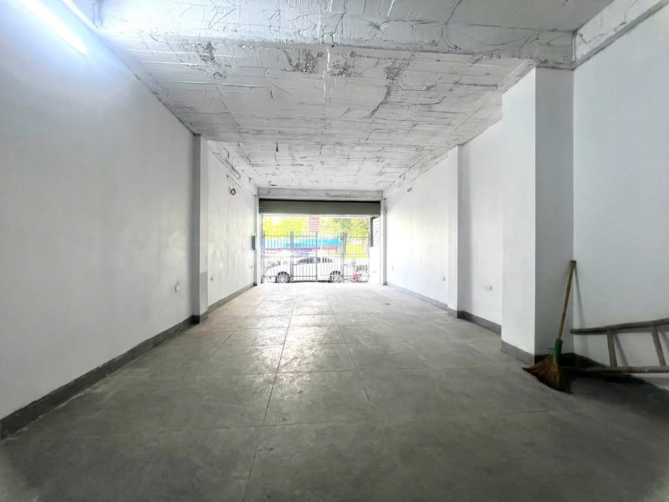 Nhà nguyên căn Văn Khê 115m² giá 30 triệu - Sẵn sàng vào ở