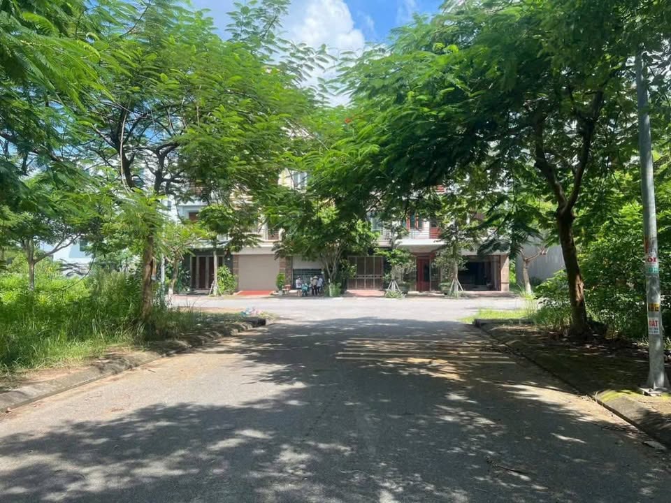 Bán Đất Mặt Tiền Nguyễn Tất Thông, Bắc Ninh - 88m² Sổ Hồng Sẵn Sàng