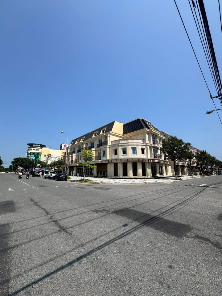 Nhà 4 Tầng Mặt Tiền 161m² Đối Diện Masteri Đà Nẵng - 40 Tỷ