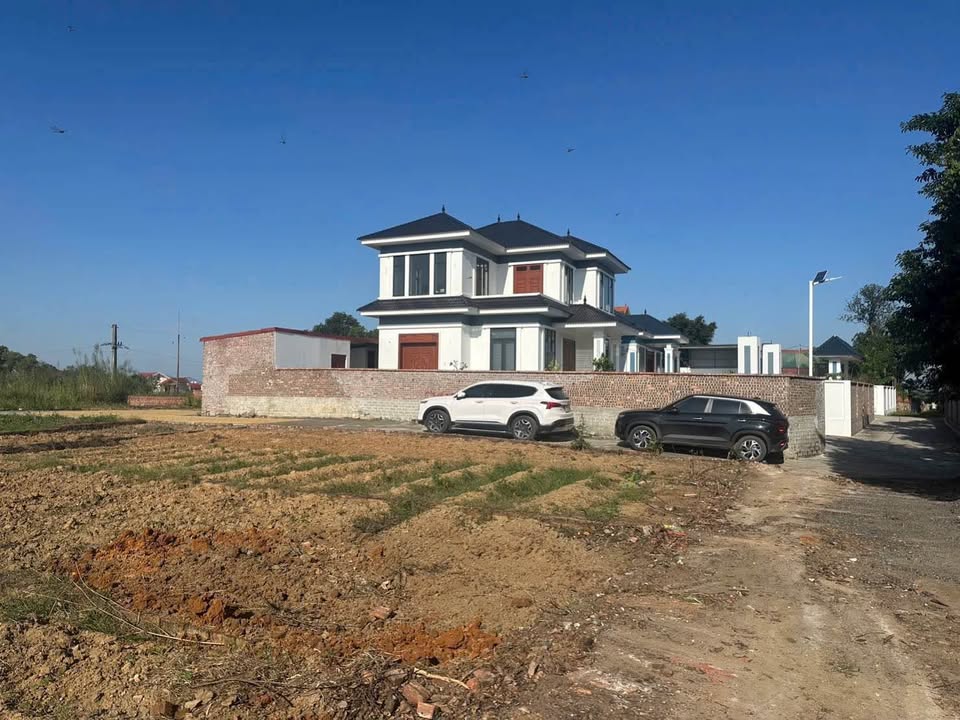 Đất nền Đồng Sài, Quế Võ 98.5m² - Sổ đỏ sẵn, ô tô vào tận nơi