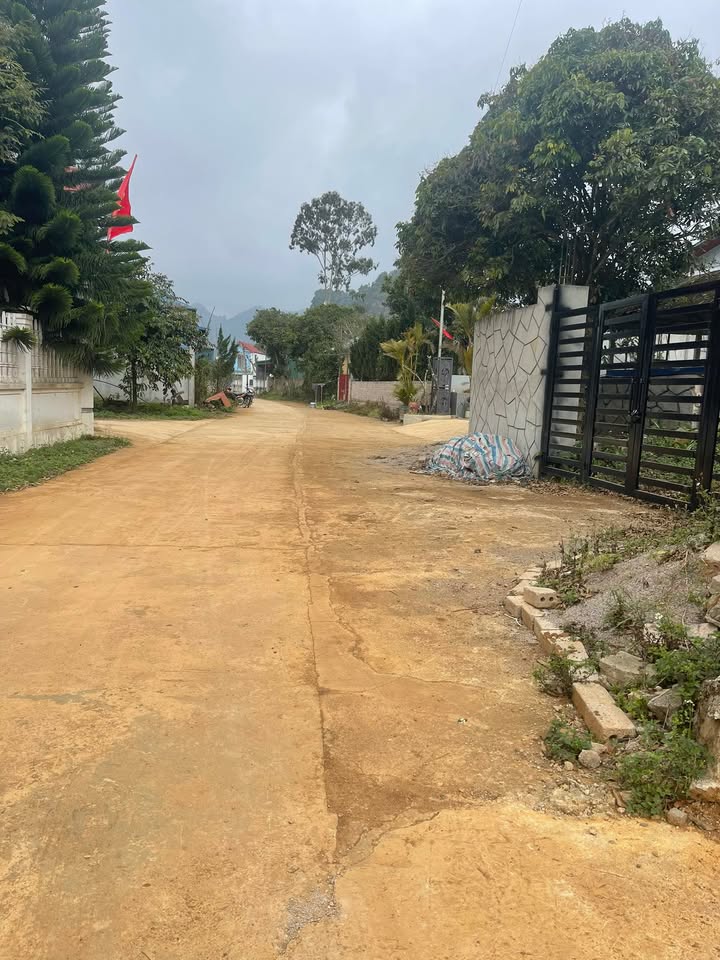 Đất nền TDP Đoàn Kết Mộc Châu 189m² - Sổ đỏ chính chủ!