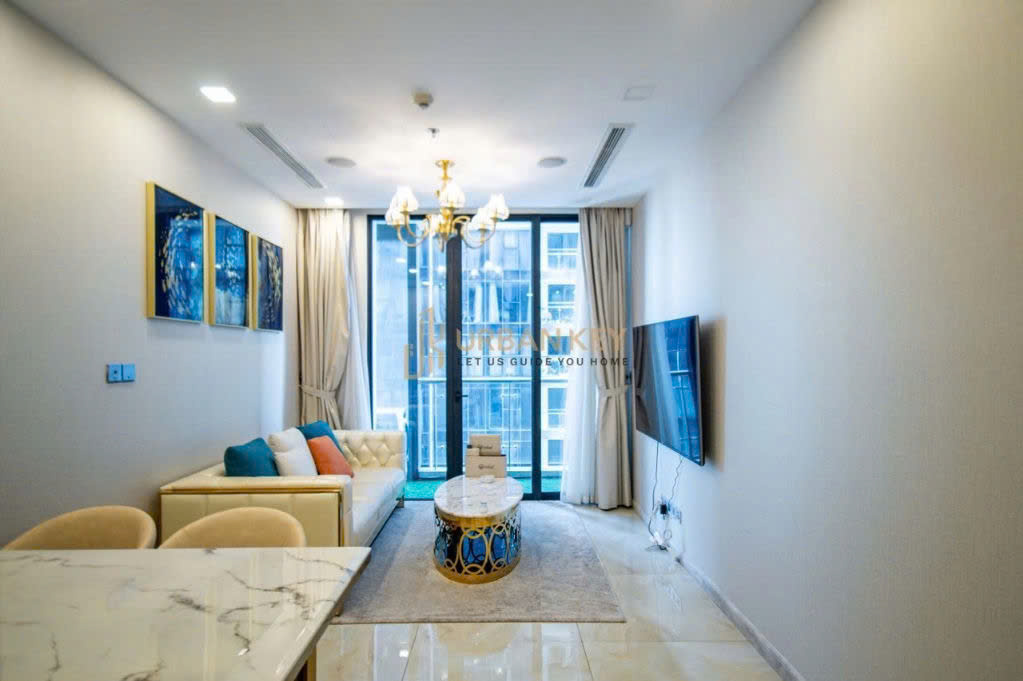 Căn hộ Vinhomes Golden River 49m² giá 21 triệu - Bàn giao ngay!