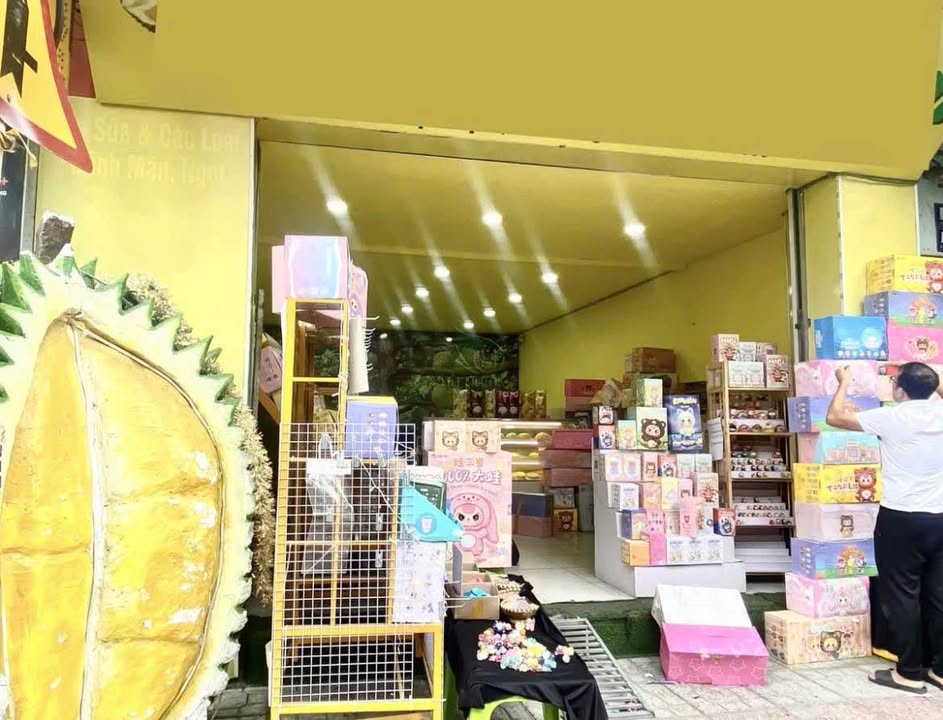 Mặt bằng 100m² kinh doanh đắc địa đường 2/4, P. Vạn Thạnh, Nha Trang - Giá 15 Triệu/Tháng