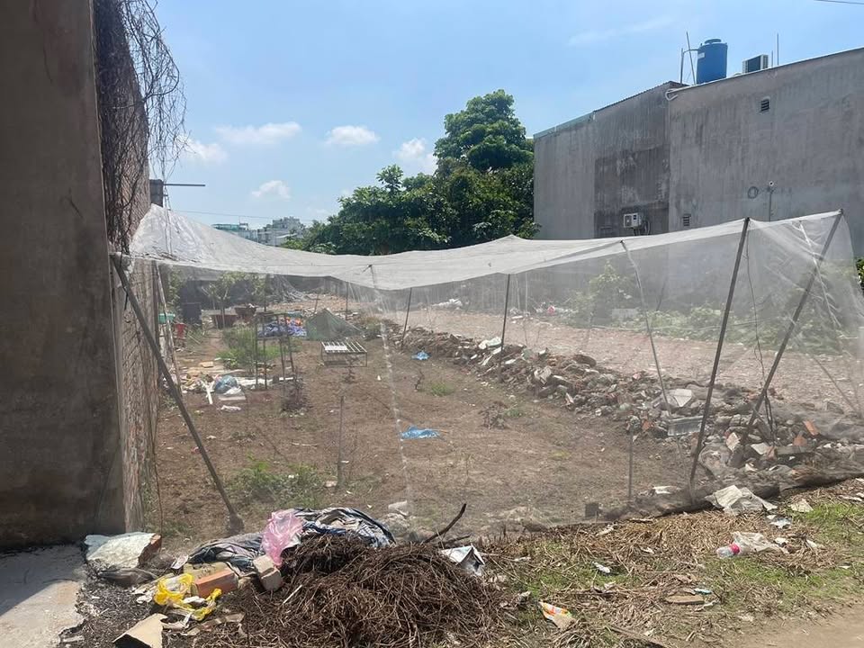 Đất nền Bùi Văn Ngữ Q12 100m² 2.2 tỷ - Sổ đỏ chính chủ!