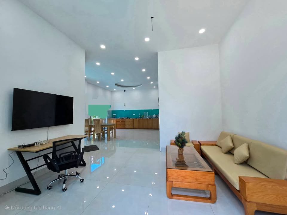 Nhà 70m² 4PN 4 Tầng Gần Biển Bắc Nha Trang - Full Nội Thất, Có Thang Máy