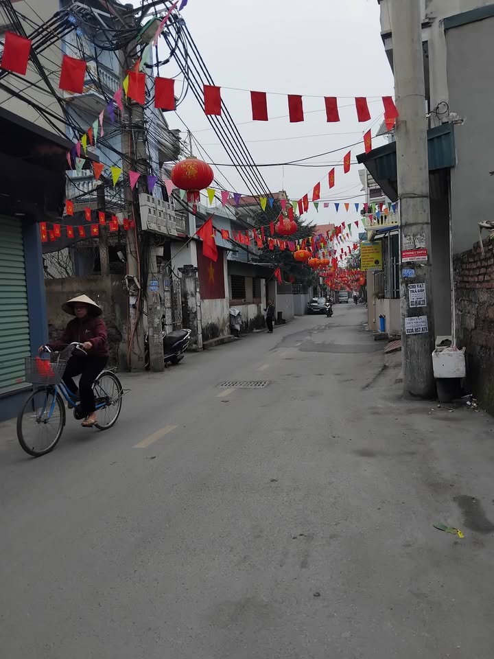 Nhà mặt phố An Thắng - Kinh doanh sầm uất, 40m², 4 tầng, giá từ 5 tỷ