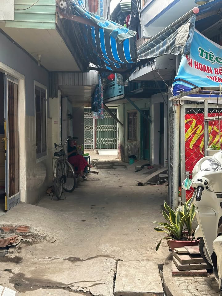 Nhà 40m² Phường Mỹ Bình, Long Xuyên - Giá 640 Triệu, Sẵn Sàng Ở Ngay