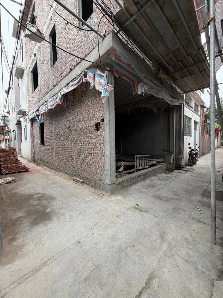 Nhà Lô Góc 48m² Trung Tâm Đan Phượng - 5 Tỷ, Sẵn Sổ Đỏ