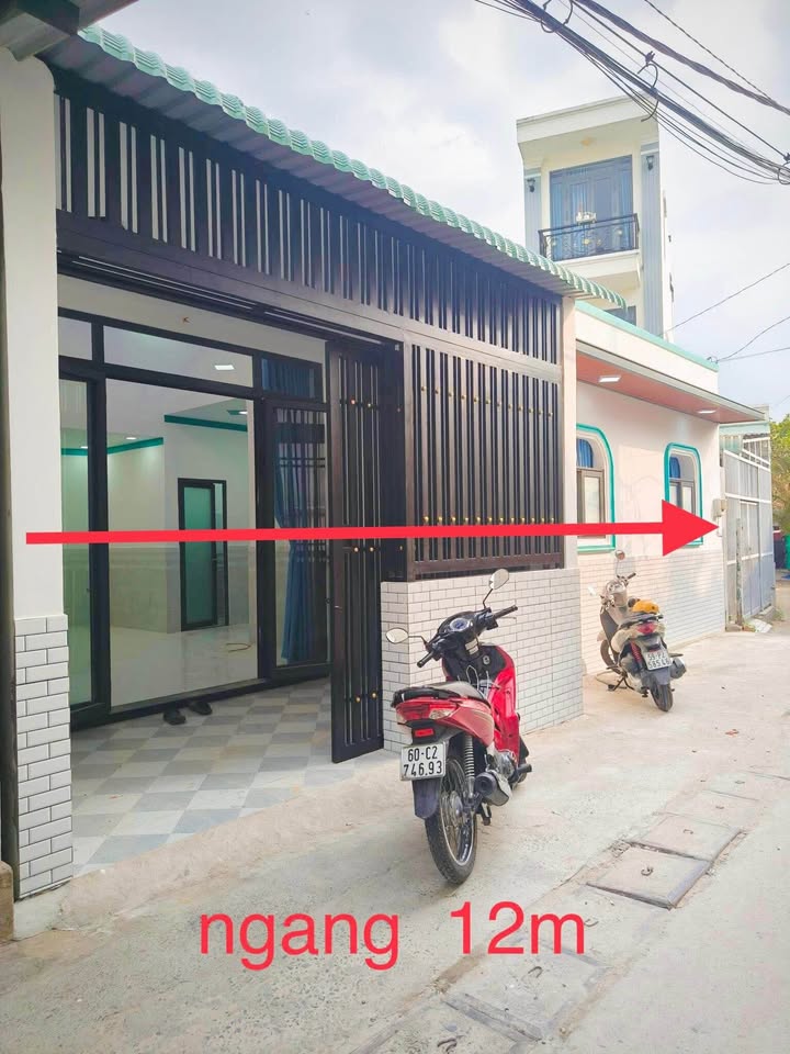 Nhà Hóc Môn ngang 12m, 120m² giá 4.15 tỷ - Sổ hồng sẵn!