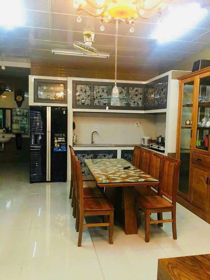 Bán Gấp Nhà Mỹ Hòa, Long Xuyên - 100m² Thổ Cư, 2 Tỷ