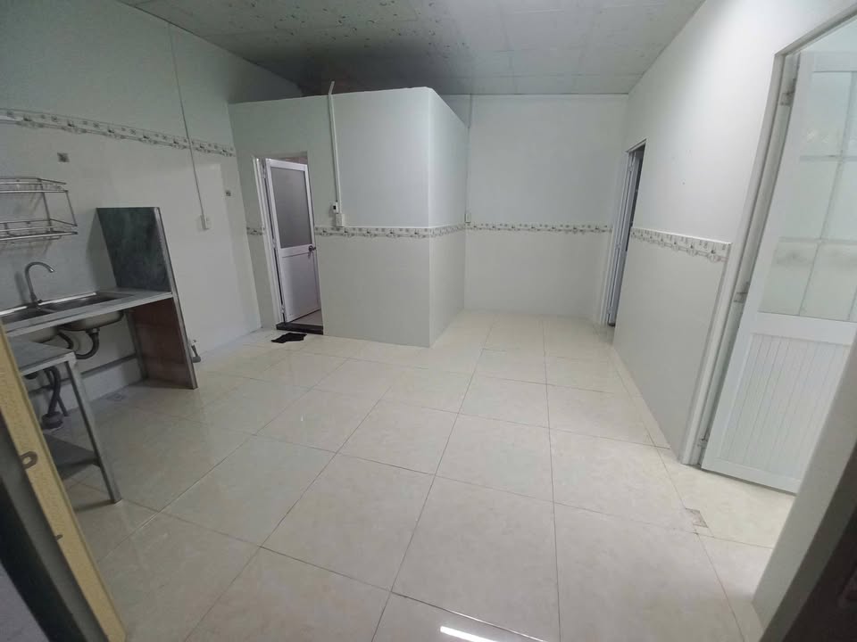 Cho thuê nhà 40m² hẻm gần Trạm thu phí Cầu Cần Thơ - 2.5 triệu/tháng