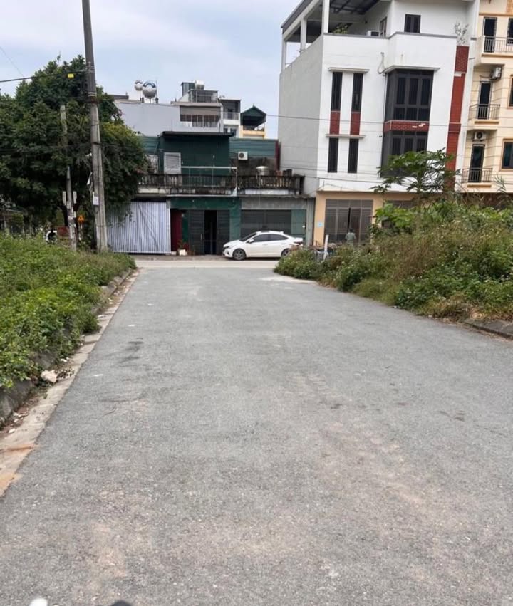 Đất DV2 An Khánh 42m² - Vỉa Hè, Ô Tô Tránh, Sổ Đỏ - 7 Tỷ