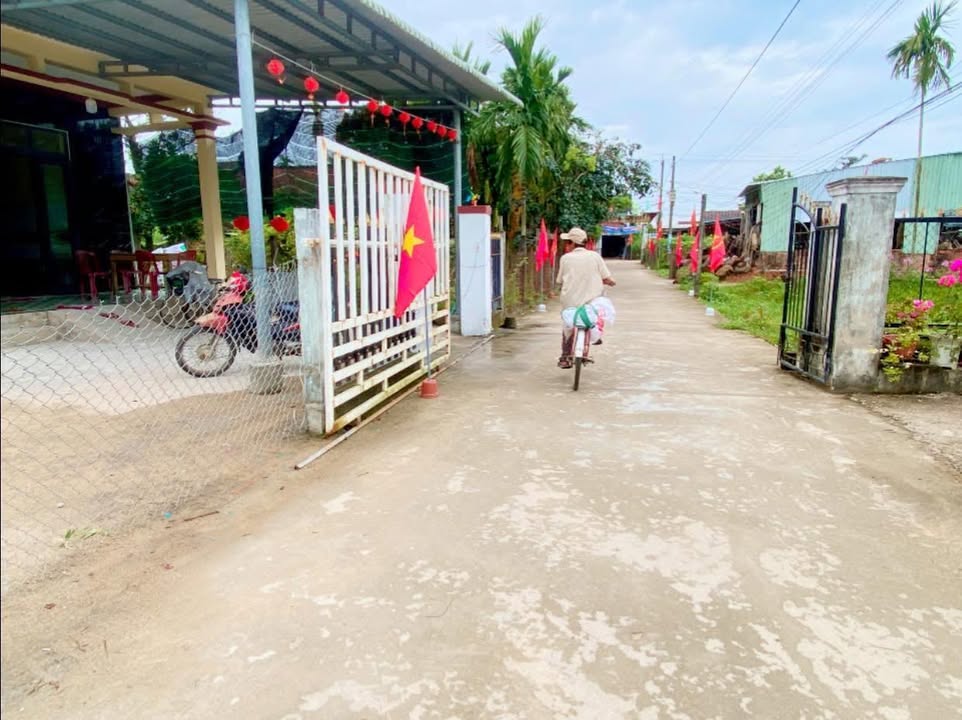 Đất thổ cư 200m² Duy Xuyên, Quảng Nam - Sổ hồng sẵn, giá chỉ 8xx triệu