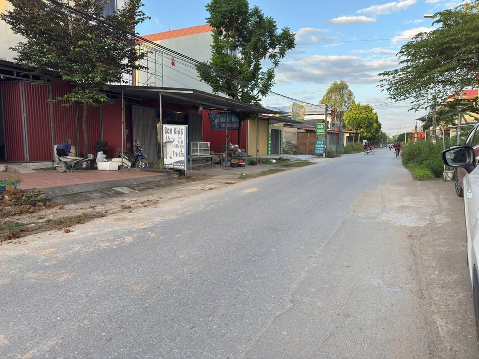 Mặt Tiền Kinh Doanh 160m² Trục Tràng Hiệp Hòa, Bắc Giang - Giá Tốt