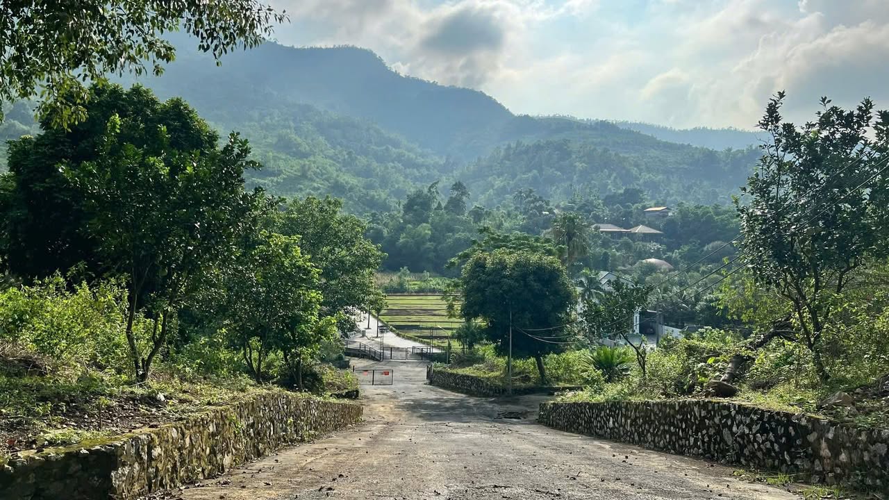 Đất nền Đồng Vỡ, Phú Cát 421m² - Sổ đỏ chính chủ, view đẹp!