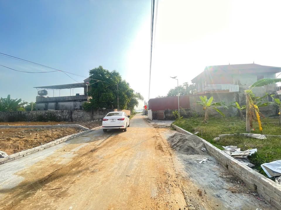 Đất nền Lan Mẫu, Lục Nam 160m² - Sổ đỏ sẵn sàng, kinh doanh nhỏ lẻ!