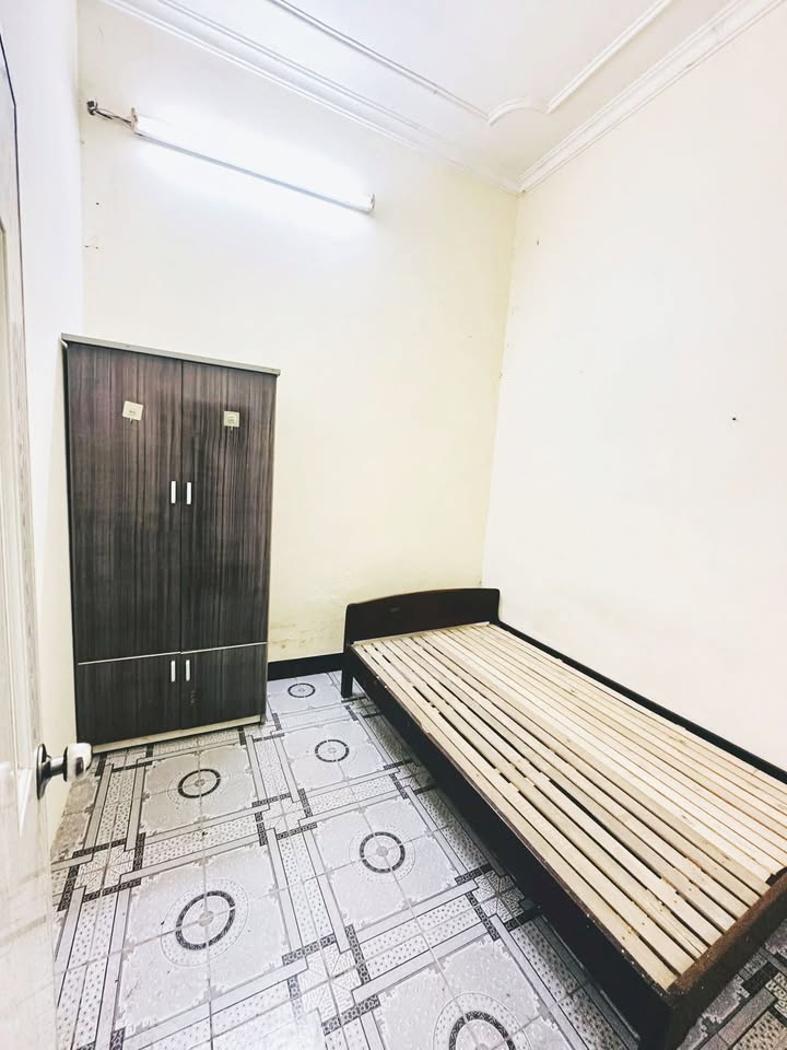 Phòng Trọ 203 Kim Ngưu, Hai Bà Trưng - 1.8 Triệu/Tháng, Gần BK, Bách, Xây Dựng