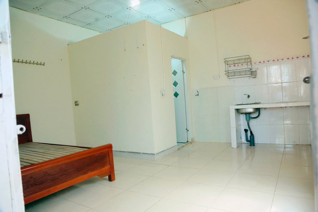 Phòng Trọ Khép Kín 25m² Trung Tâm Sơn La - Giá 1.2 Triệu/Tháng