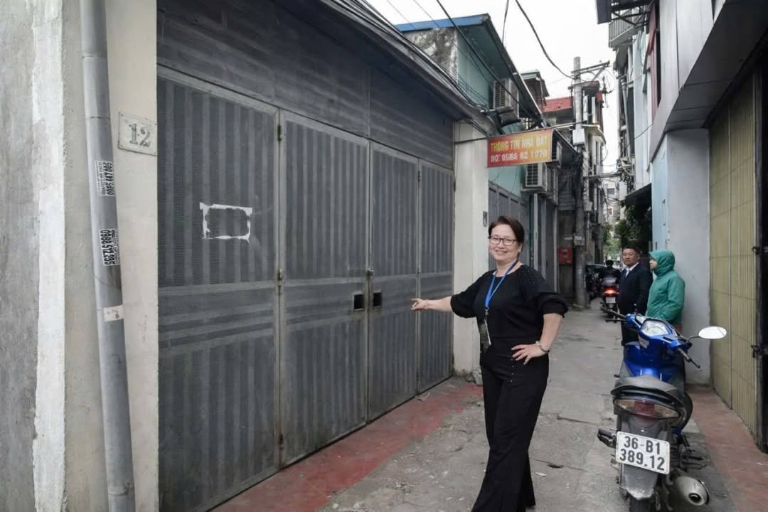 Đất nền Ngõ Trạm Long Biên 55m² - Sổ đỏ chính chủ, sẵn sàng giao dịch!