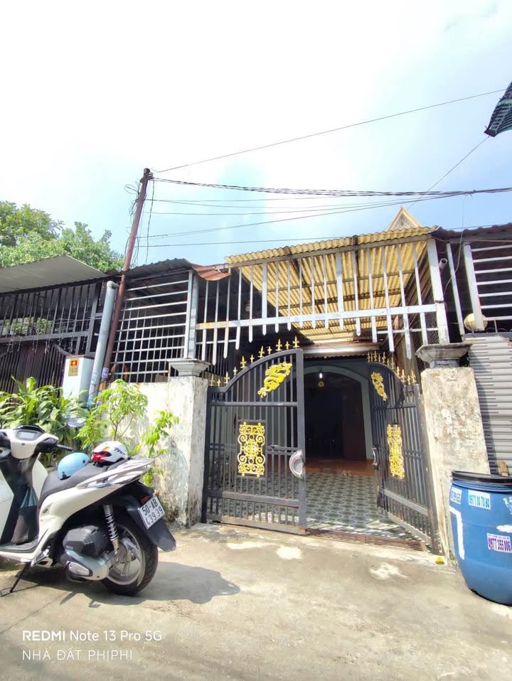 Nhà 93.6m² Lái Thiêu, Thuận An - Giá 3.35 Tỷ, Xe Hơi Vào Tận Nhà