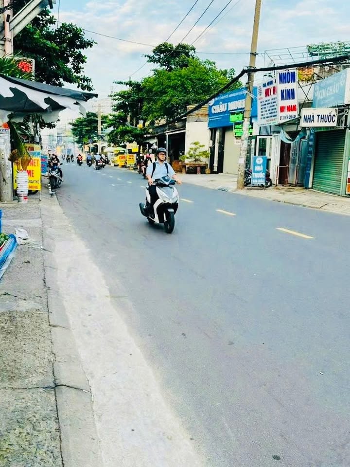 Nhà Mặt Tiền Thoại Ngọc Hầu, Tân Phú - 108m², 5 Tầng, Kinh Doanh Đỉnh Cao 13.9 Tỷ