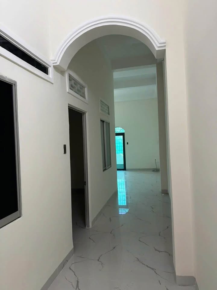 Nhà Mặt Tiền Lê Hồng Phong, Nha Trang - Kinh doanh Sầm uất, Giá 9.5 Tỷ