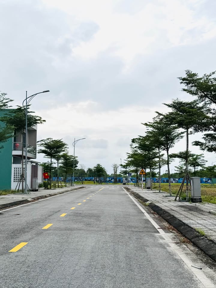 Đất nền KĐT Trident Tam Kỳ 105m² - Sổ đỏ chính chủ, 1.5 tỷ