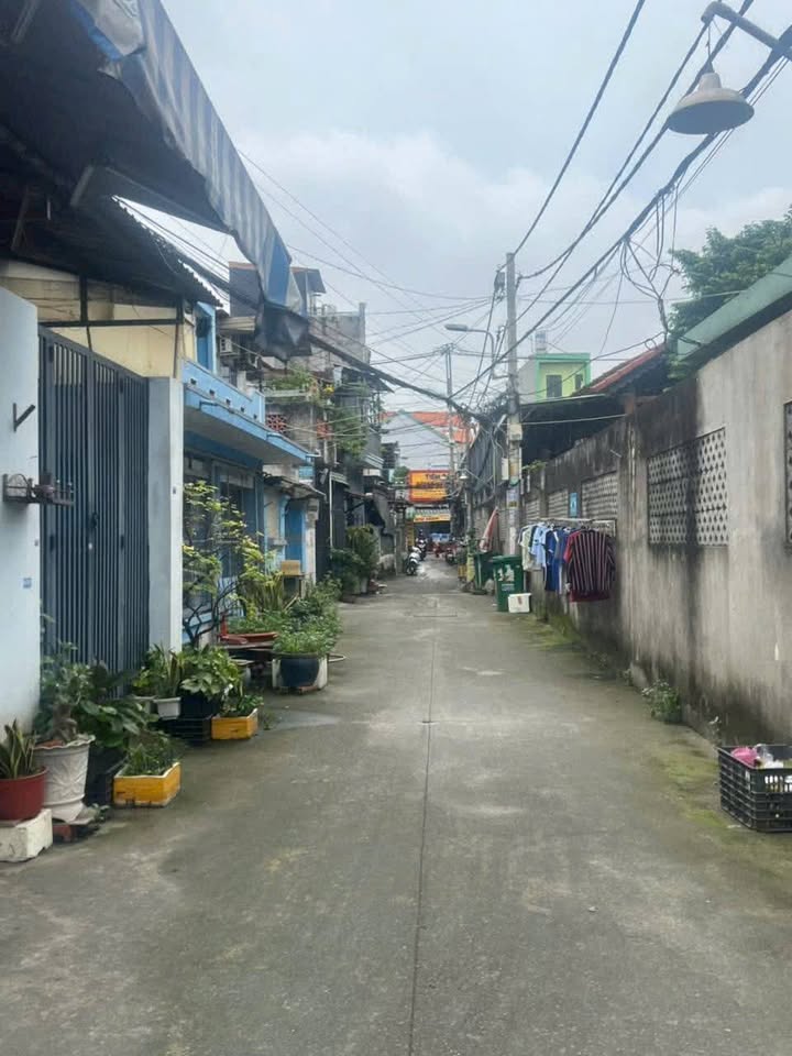 Nhà 57m² Quận 12 - Ngay Chợ, Dòng Tiền Ổn Định 3.8 Tỷ