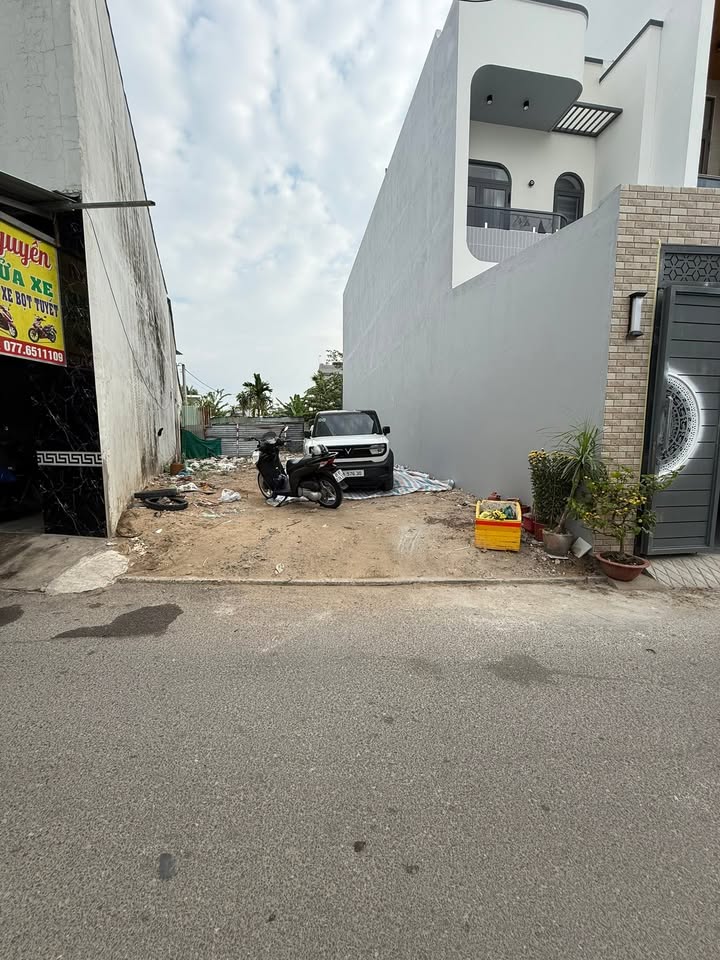 Bán Đất 147.9m² Mặt Tiền Hẻm 216 Đường 30/4, Ninh Kiều - Giá 3.9 Tỷ