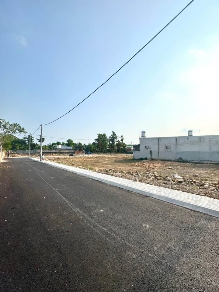 Bán Gấp 2 Lô Đất Liền Kề 100m² Sổ Hồng Riêng - Nhơn Trạch, Đồng Nai