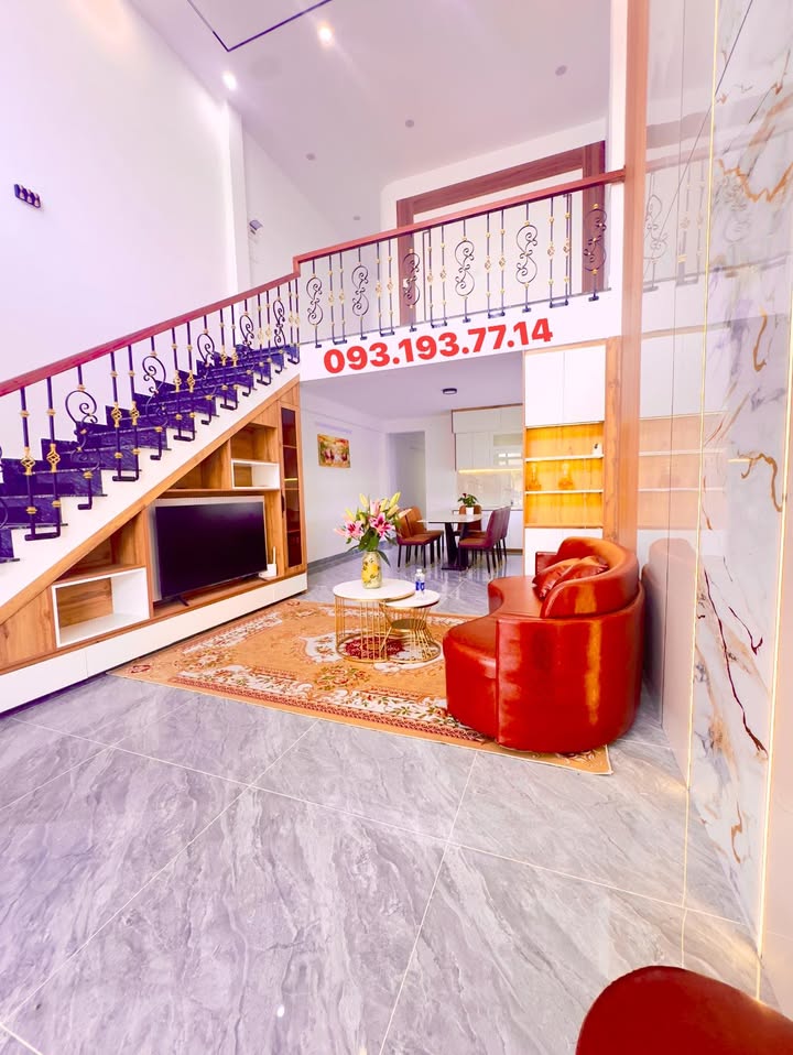 Nhà 3PN 100m² Đông Nam - Khái Tây 1, Đà Nẵng - Sổ hồng, Giá 4 tỷ