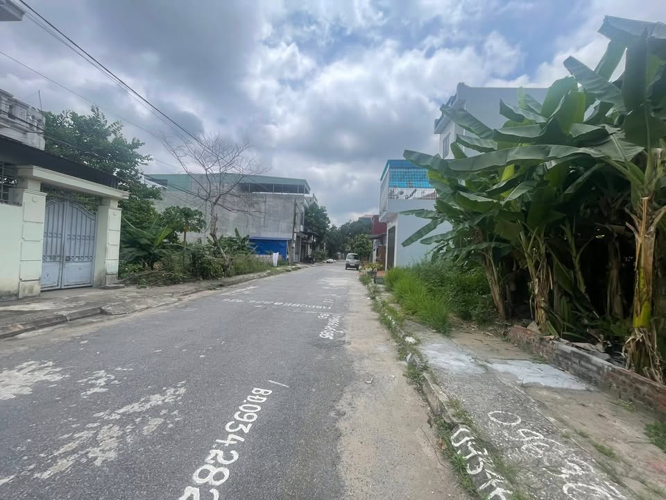 Đất nền Vân Tra An Dương 100m² 3.9 tỷ - Đường to ô tô