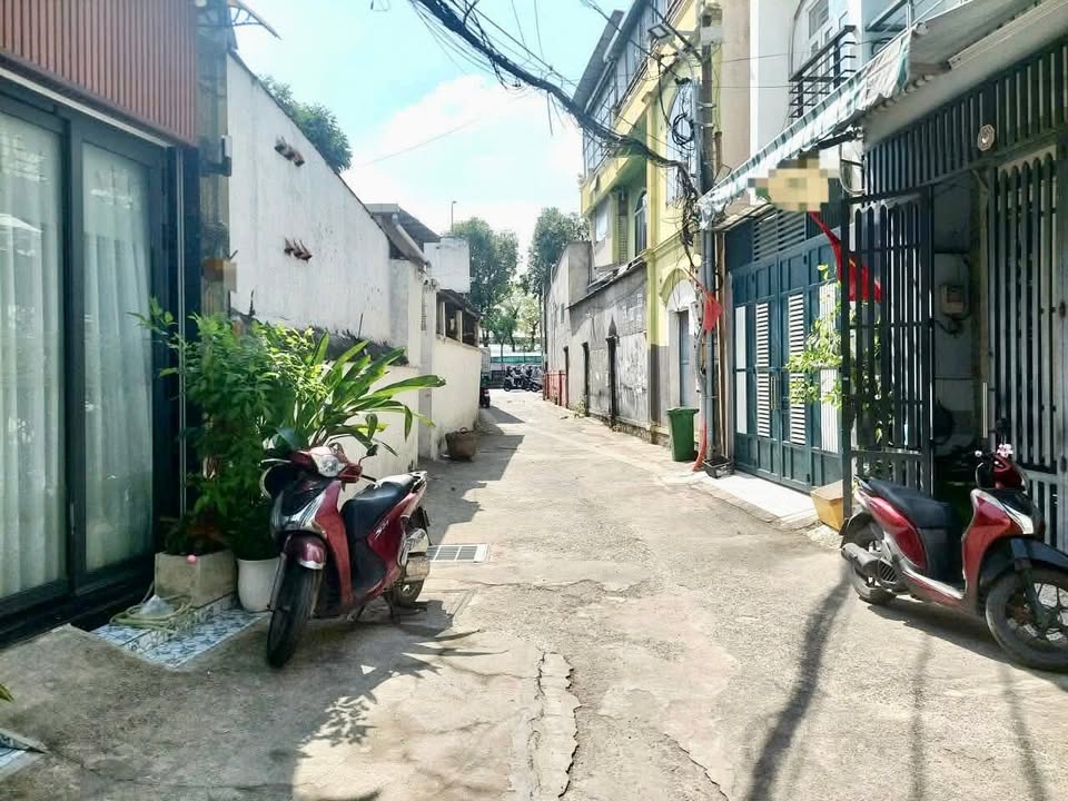 Nhà 2 Tầng 3PN Ngang 6.5m Hẻm 1 Trục Quang Trung, Gò Vấp - 4.68 Tỷ