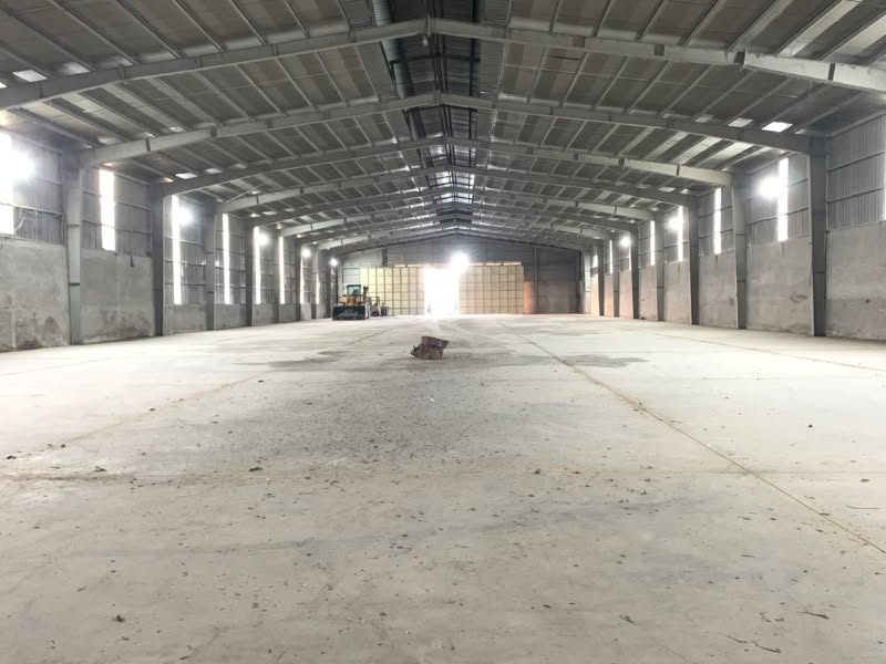 Cho thuê kho xưởng 1.900m² Gia Lâm, Hà Nội - Sẵn sàng hoạt động, xe container vào tận nơi