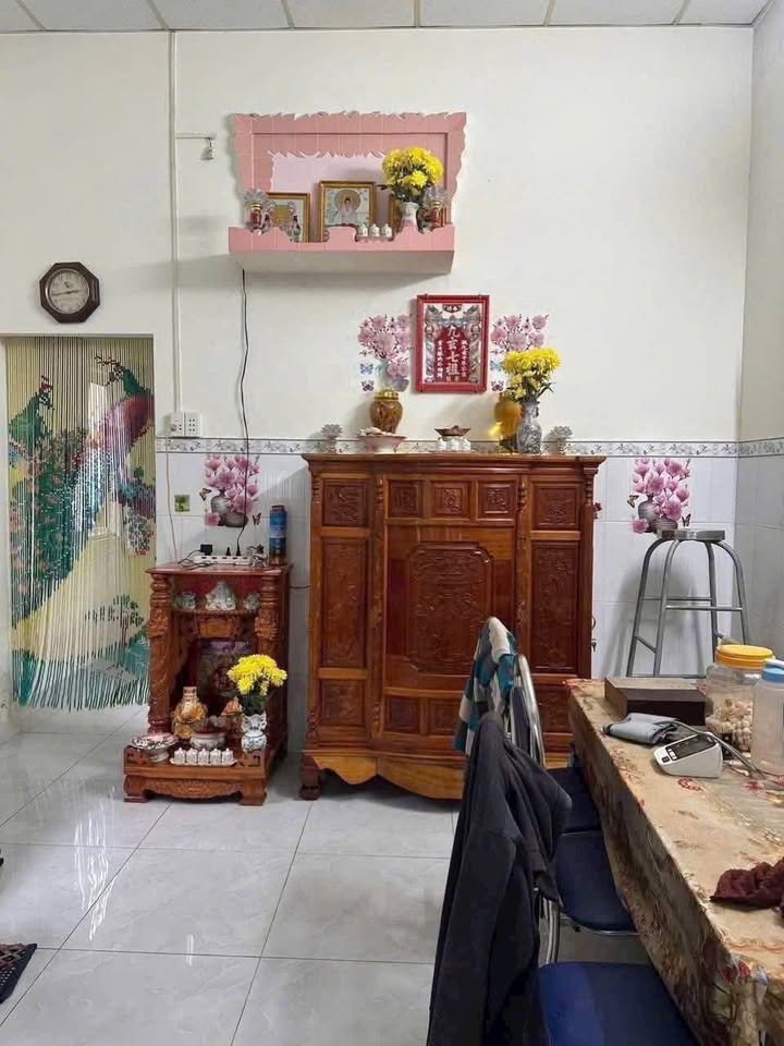 Bán Gấp Nhà 60m² Võ Văn Hát, Q9 - Sổ Chung 1.99 Tỷ