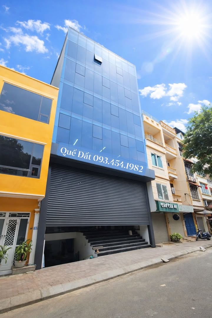 Tòa Văn Phòng Hạng A Chu Huy Mân – 120m² – Sẵn sàng làm việc!