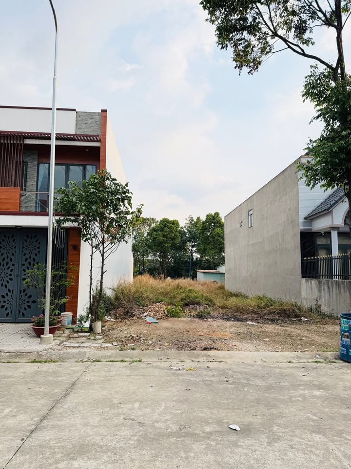 Đất nền Mỹ Phước 3, Bến Cát 135m² - Sổ đỏ chính chủ!